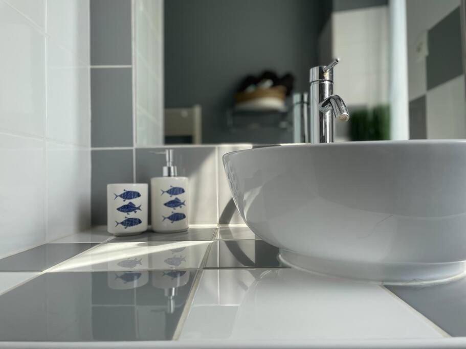 Logis Saint-Martin By Melrose Apartment Bagian luar foto