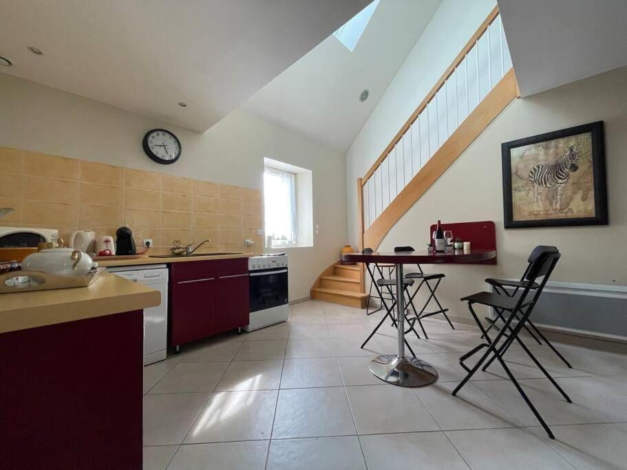 Logis Saint-Martin By Melrose Apartment Bagian luar foto